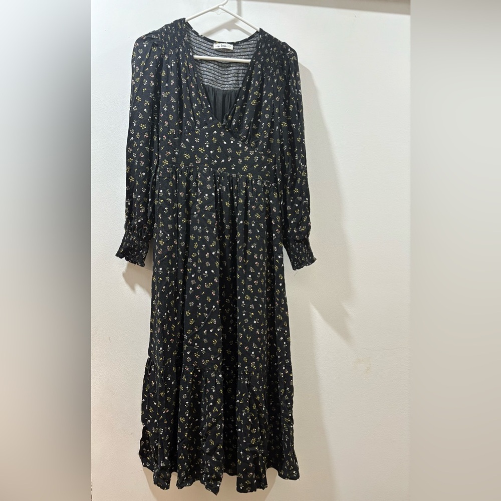 In loom Black floral V-Neck Sleeve Sundress